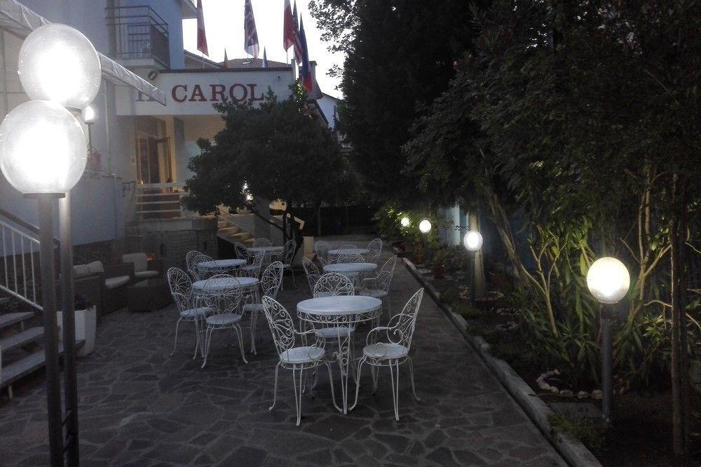 Hotel Carol Cesenatico Exterior foto